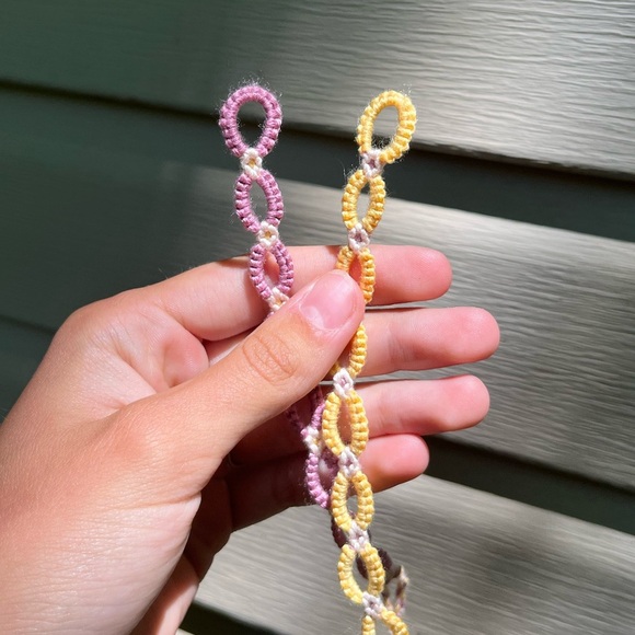 Handmade matching pack woven Daisy chain friendship bracelets purple yellow - Picture 3 of 11